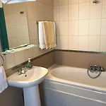 Four Seasons 2* Samokov